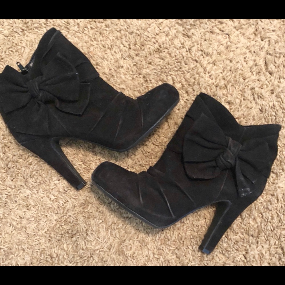 Gianni Bini Booties with Bow